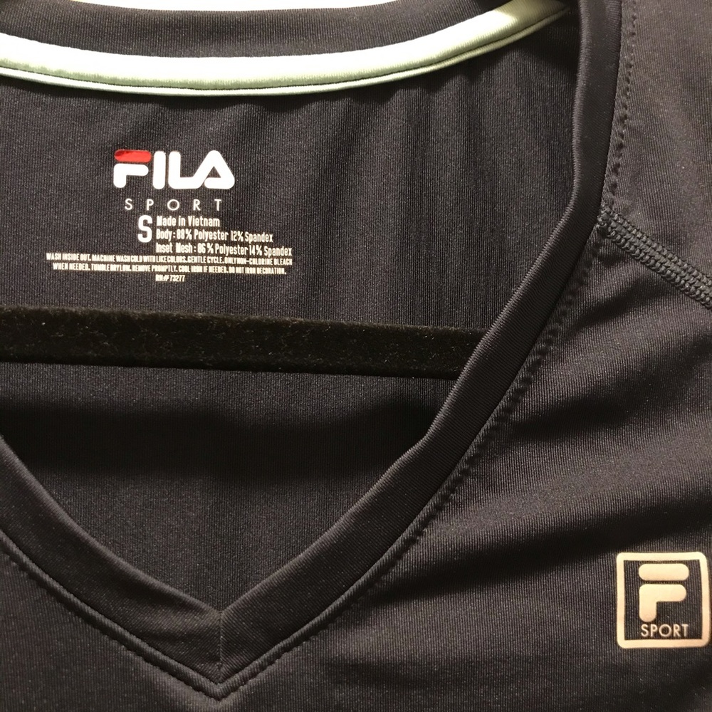 Fila Sport Navy Blue V-Neck Workout Shirt - Picture 3 of 3